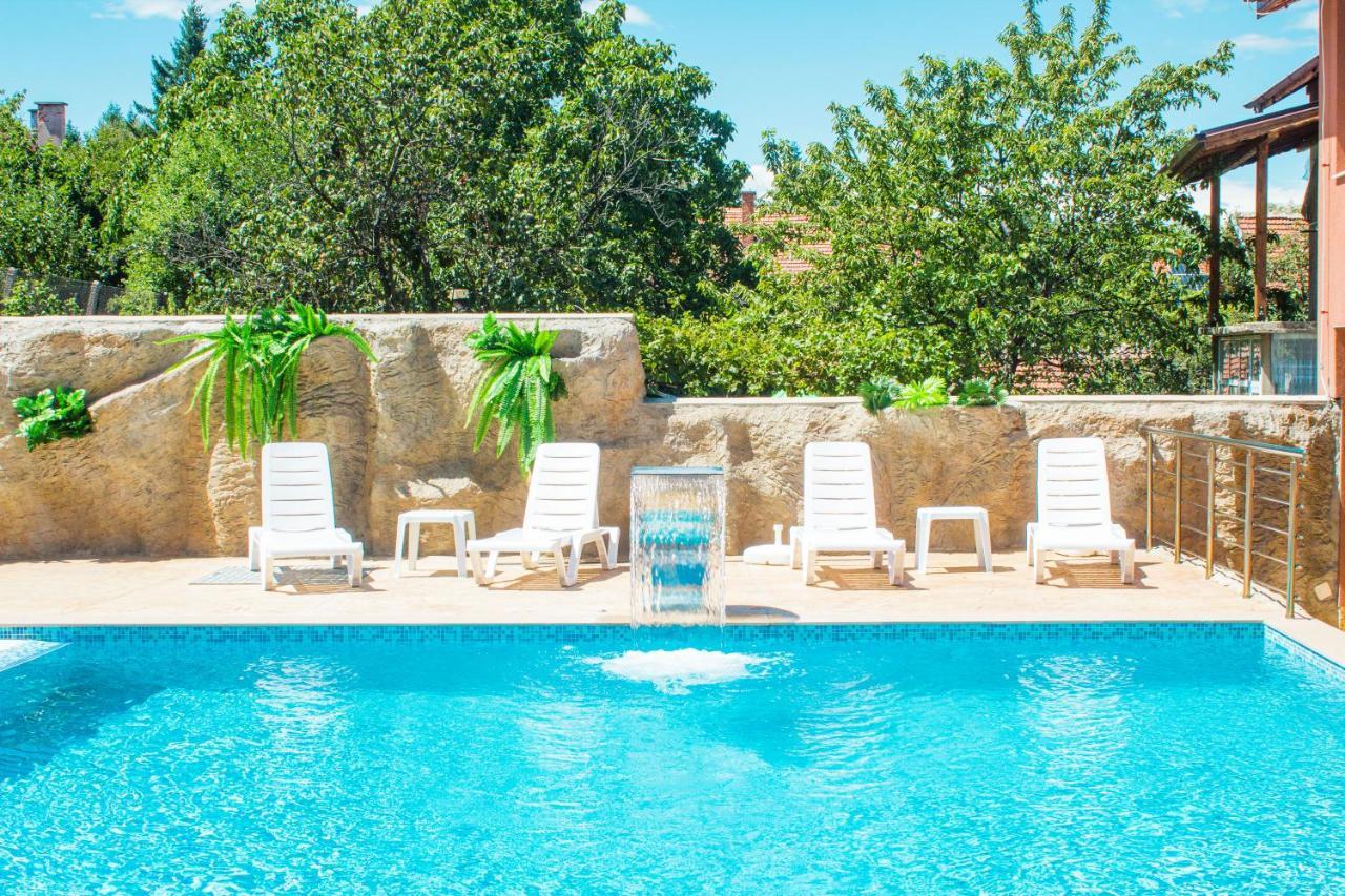 Guesthouse The Rock Sapareva Banya Ngoại thất bức ảnh